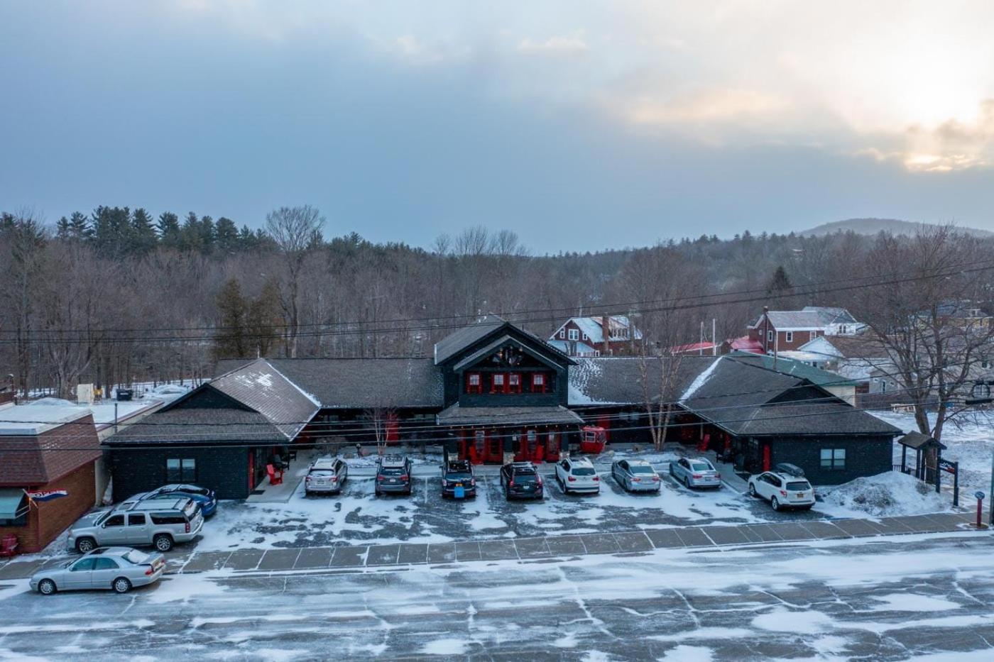 The Alpine Lodge North Creek Exterior photo